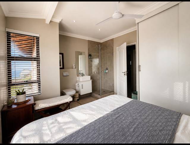 4 BEDROOM APARTMENT TO LET IN BALLITO CENTRAL